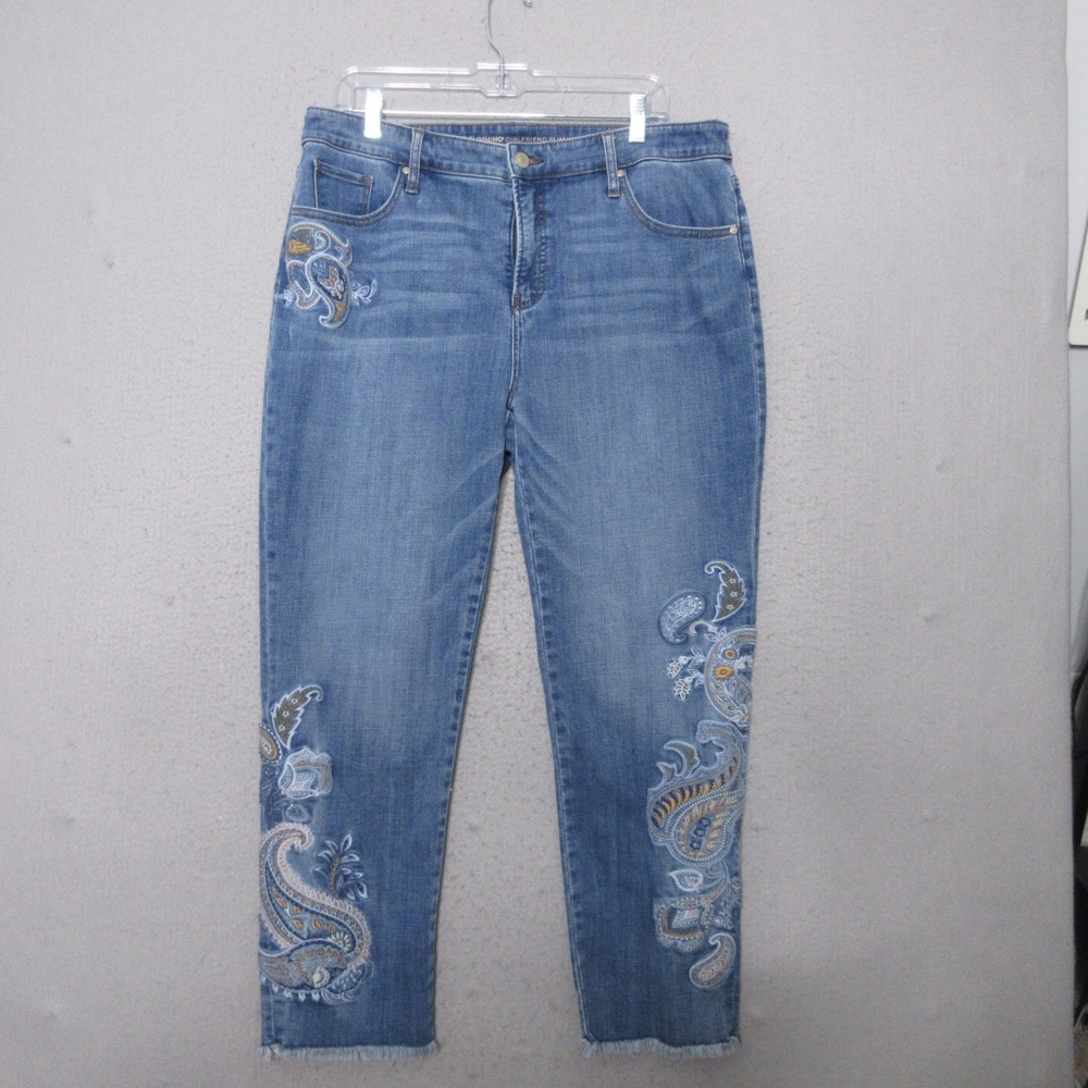 Chicos Jeans 14 So Slimming Girlfriend Embroidered Floral Paisley Boho Eclectic